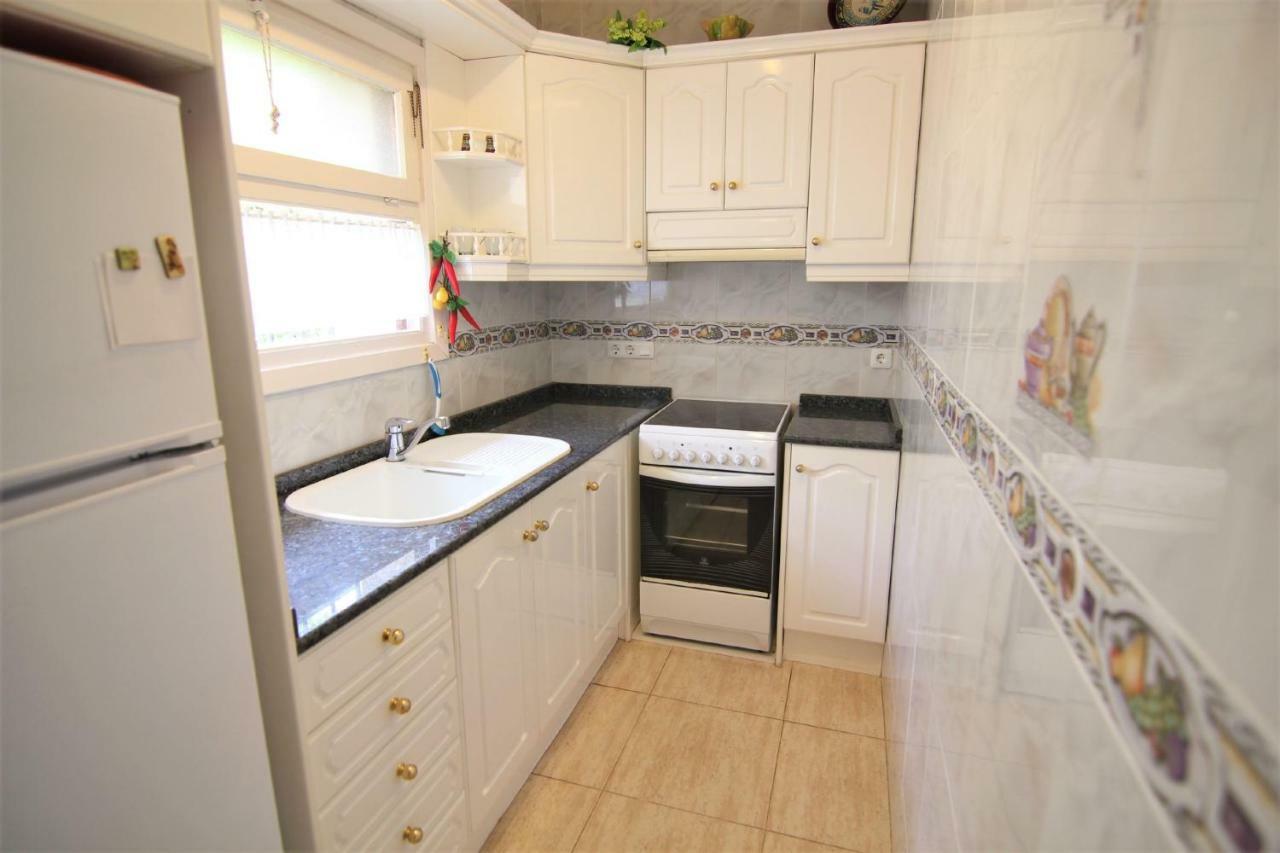Villavenus Calpe Luaran gambar