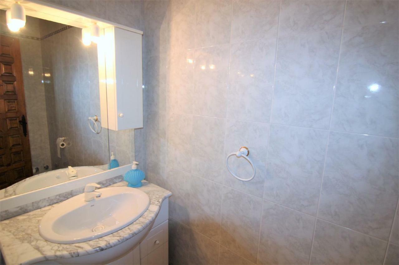 Villavenus Calpe Luaran gambar