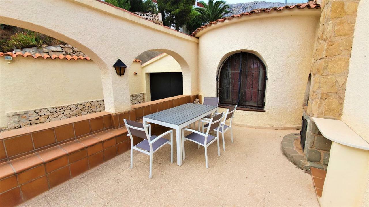 Villavenus Calpe Luaran gambar