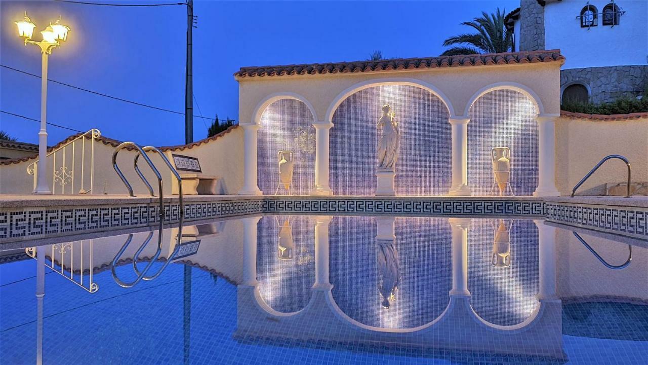 Villavenus Calpe Luaran gambar